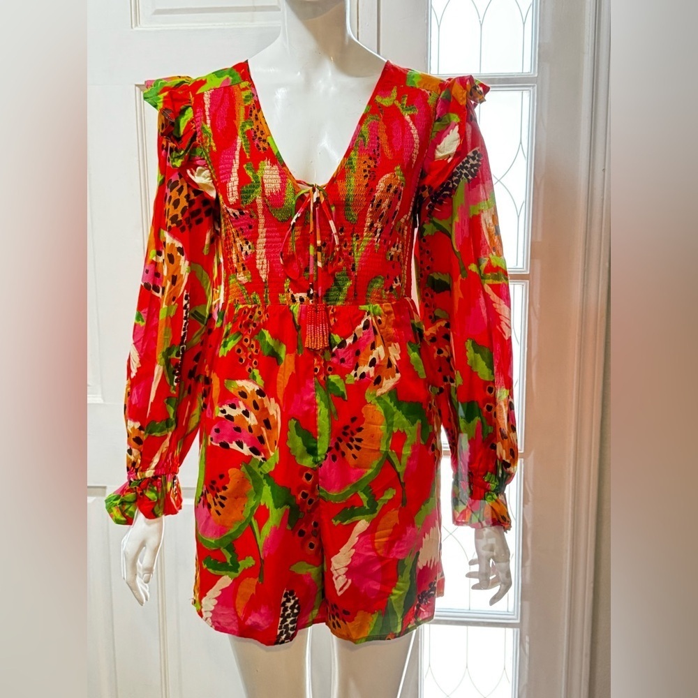 FARM RIO Tropical Ruffle Sleeve Romper Women Small Smocked Red Motif V-neck NWT - Picture 2 of 16